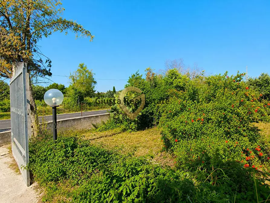 Immagine 1 di Villa in vendita  in Contrada Pappadà 43 a Oria
