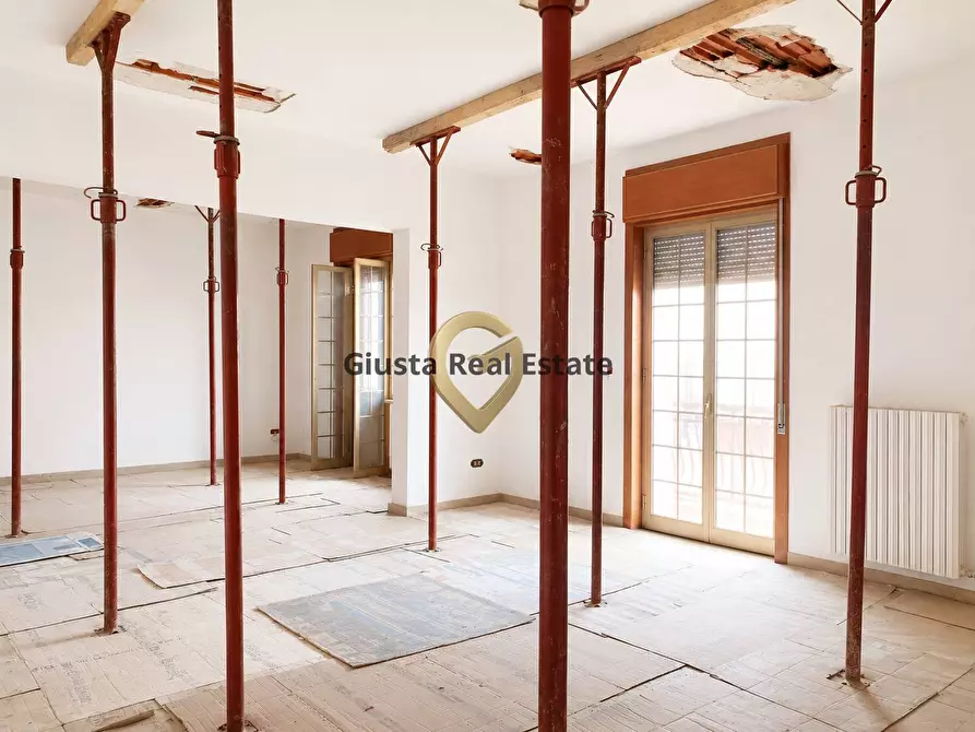 Immagine 4 di Appartamento in vendita  in via Liguria 57 a San Pietro Vernotico