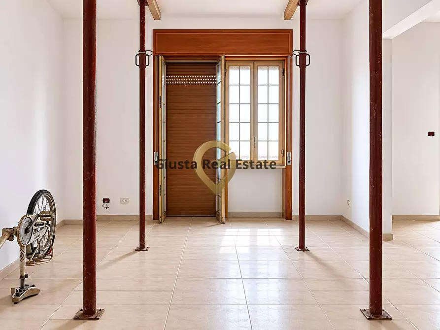 Immagine 14 di Appartamento in vendita  in via Liguria 57 a San Pietro Vernotico