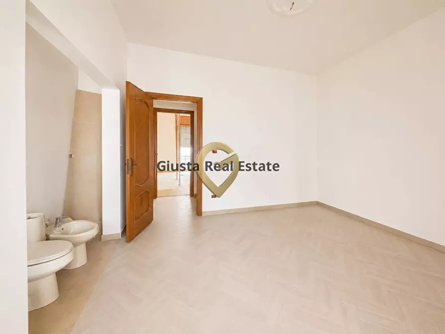 Immagine 15 di Appartamento in vendita  in via Liguria 57 a San Pietro Vernotico