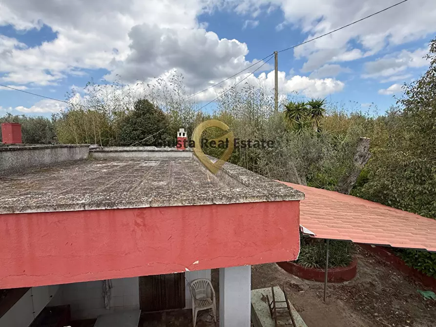 Immagine 17 di Villa in vendita  in Contrada Specchia a Latiano