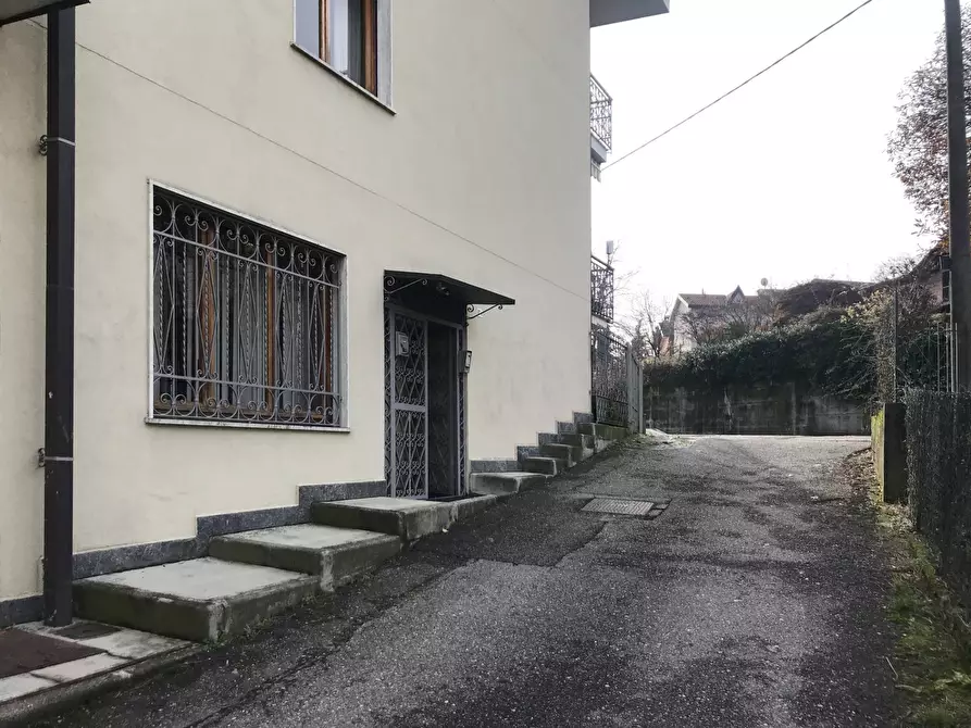 Immagine 5 di Capannone industriale in vendita  in Via Gozzi a Varese