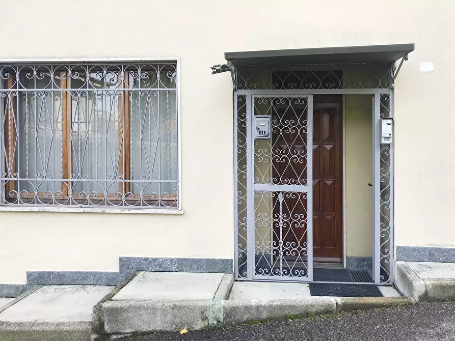 Immagine 6 di Capannone industriale in vendita  in Via Gozzi a Varese