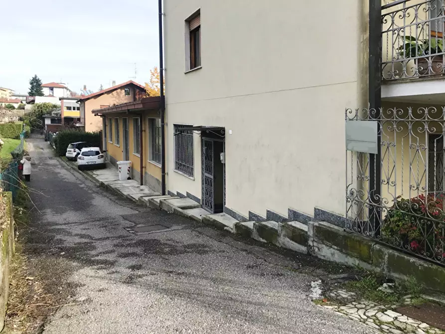 Immagine 7 di Capannone industriale in vendita  in Via Gozzi a Varese