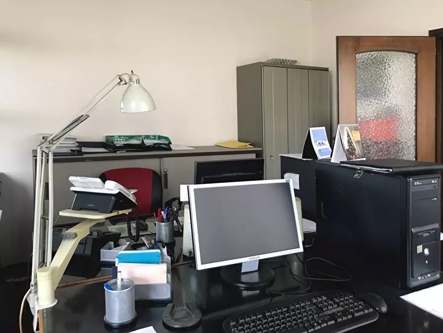 Immagine 8 di Capannone industriale in vendita  in Via Gozzi a Varese