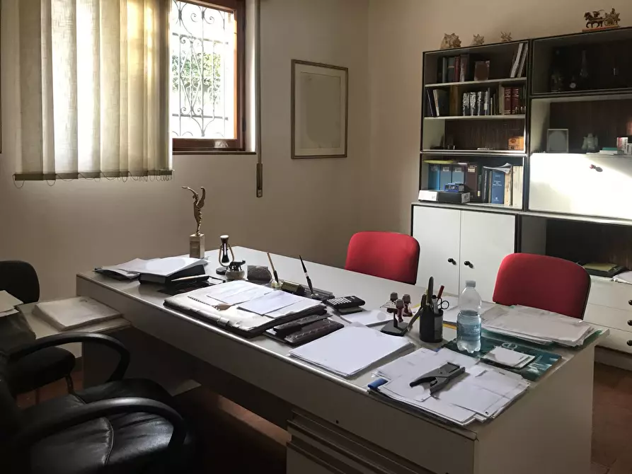 Immagine 21 di Capannone industriale in vendita  in Via Gozzi a Varese