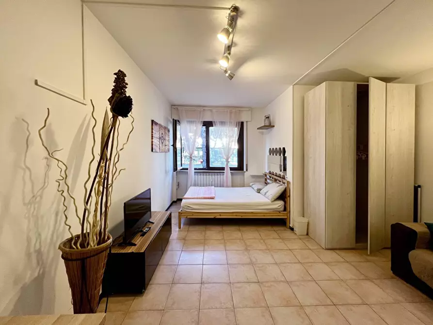 Immagine 1 di Appartamento in vendita  in Viale Aguggiari 77 a Varese