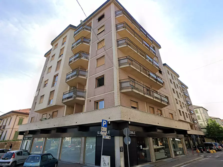 Immagine 12 di Appartamento in vendita  in via cairoli 20 a Varese