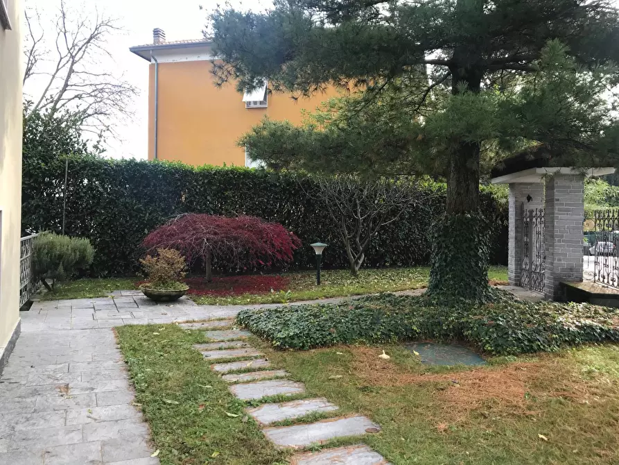 Immagine 32 di Locale commerciale in vendita  in Via Gozzi a Varese