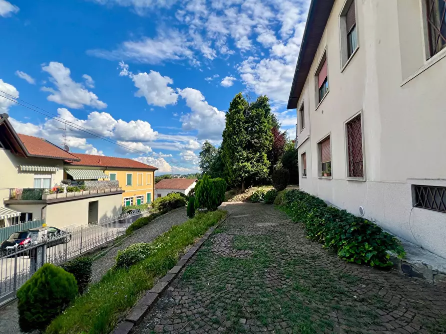 Immagine 30 di Villetta a schiera in vendita  in Via Ambrogio borgognone 15 a Varese