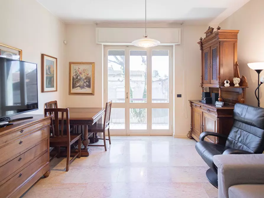 Immagine 18 di Villa in vendita  in Via San Martino 9 a Cuggiono