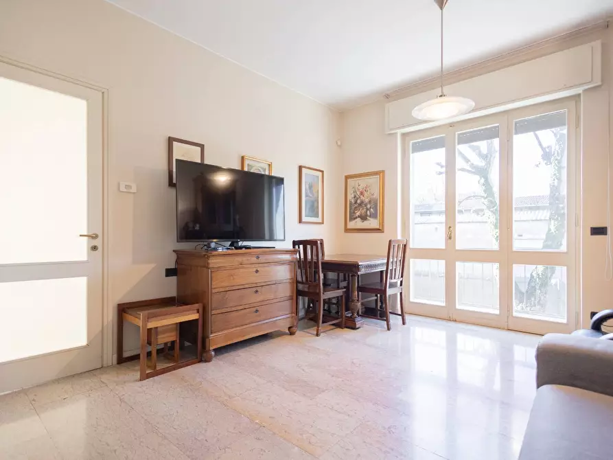 Immagine 22 di Villa in vendita  in Via San Martino 9 a Cuggiono