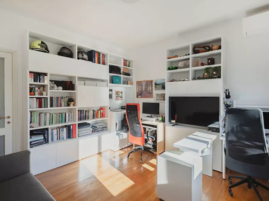 Immagine 38 di Villa in vendita  in Via San Martino 9 a Cuggiono