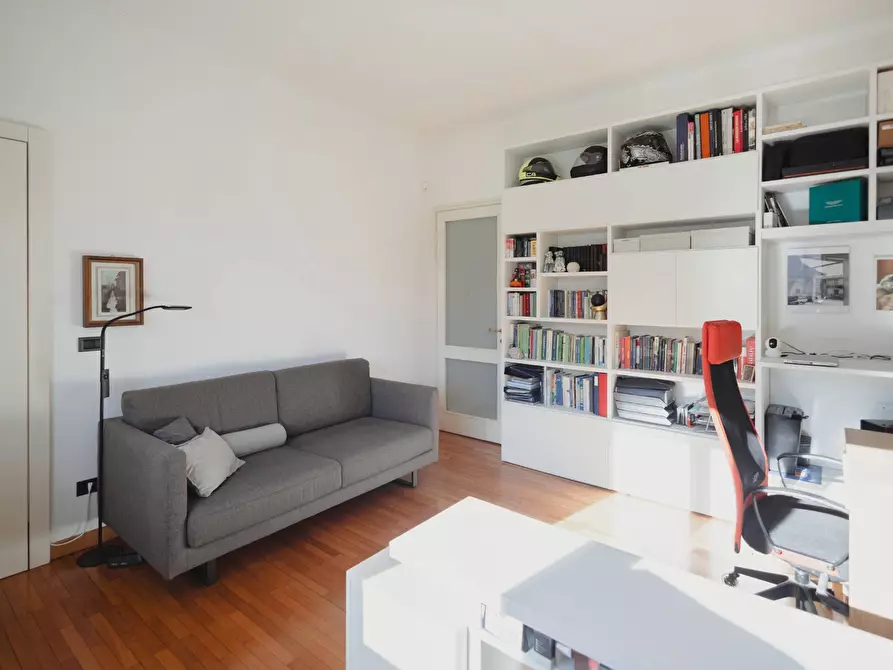 Immagine 39 di Villa in vendita  in Via San Martino 9 a Cuggiono