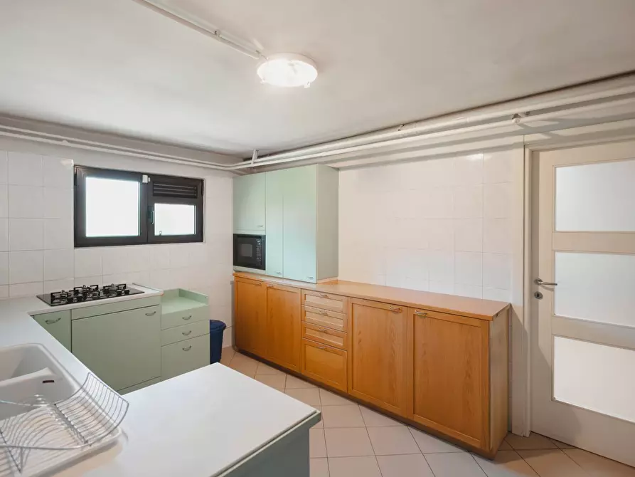 Immagine 50 di Villa in vendita  in Via San Martino 9 a Cuggiono