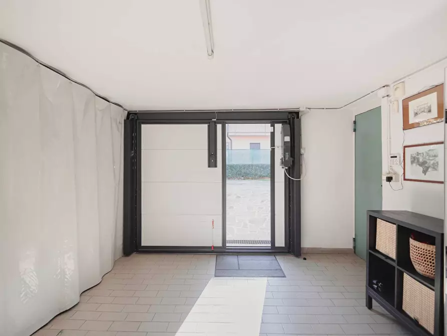 Immagine 43 di Villa in vendita  in Via San Martino 9 a Cuggiono