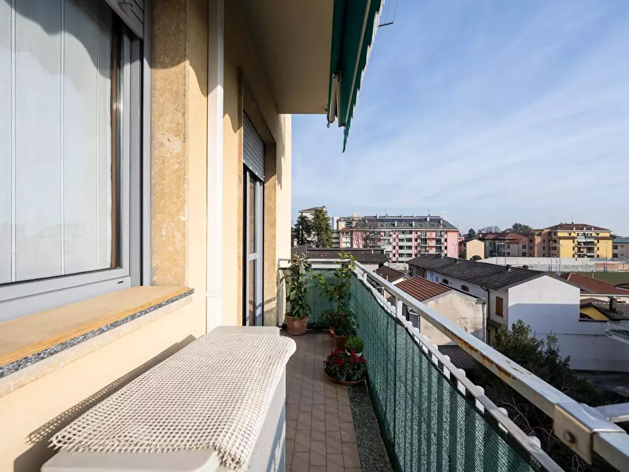 Immagine 23 di Appartamento in vendita  in Via Varese 39 a Busto Arsizio