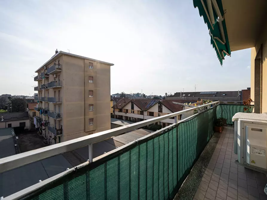Immagine 25 di Appartamento in vendita  in Via Varese 39 a Busto Arsizio