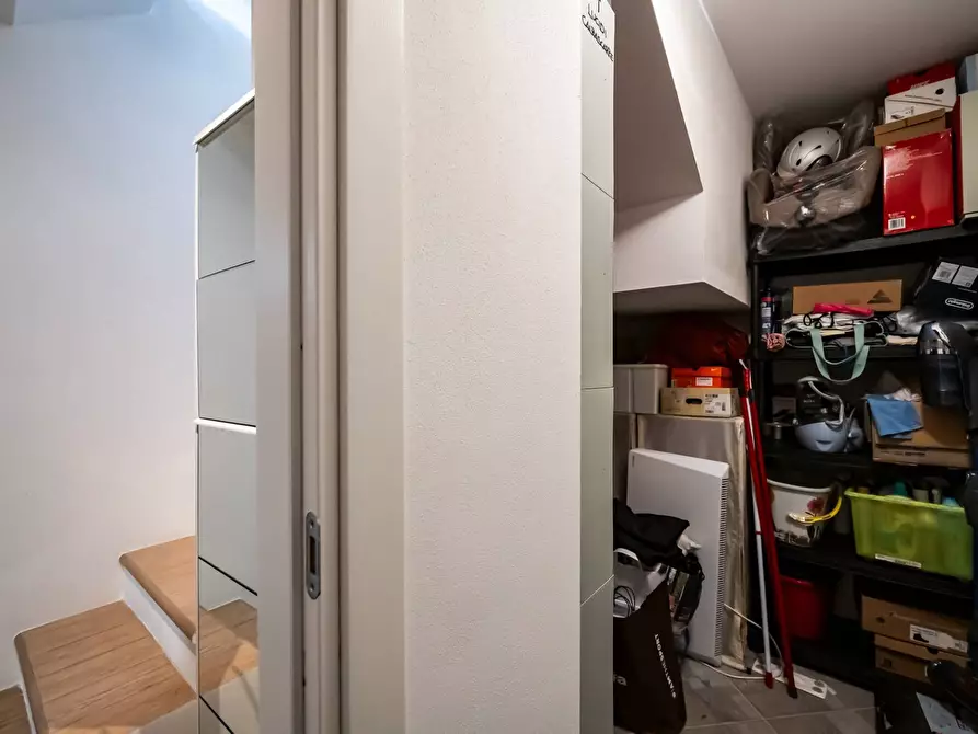 Immagine 24 di Villetta a schiera in vendita  in via Fratelli Rosselli a Gavirate