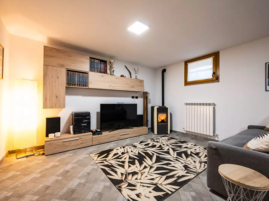 Immagine 28 di Villetta a schiera in vendita  in via Fratelli Rosselli a Gavirate