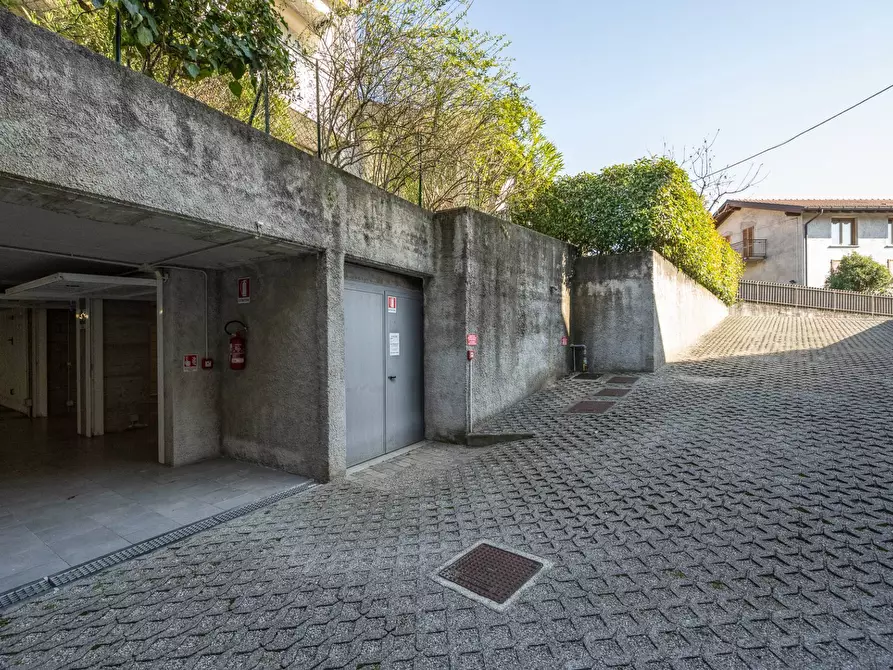 Immagine 35 di Villetta a schiera in vendita  in via Fratelli Rosselli a Gavirate