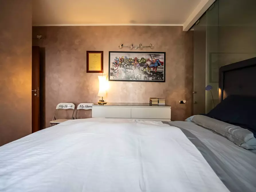 Immagine 27 di Appartamento in vendita  in via giosuè carducci a Gallarate