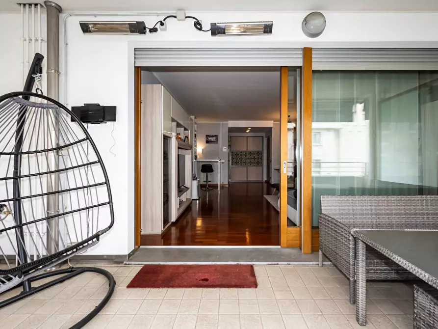 Immagine 36 di Appartamento in vendita  in via giosuè carducci a Gallarate