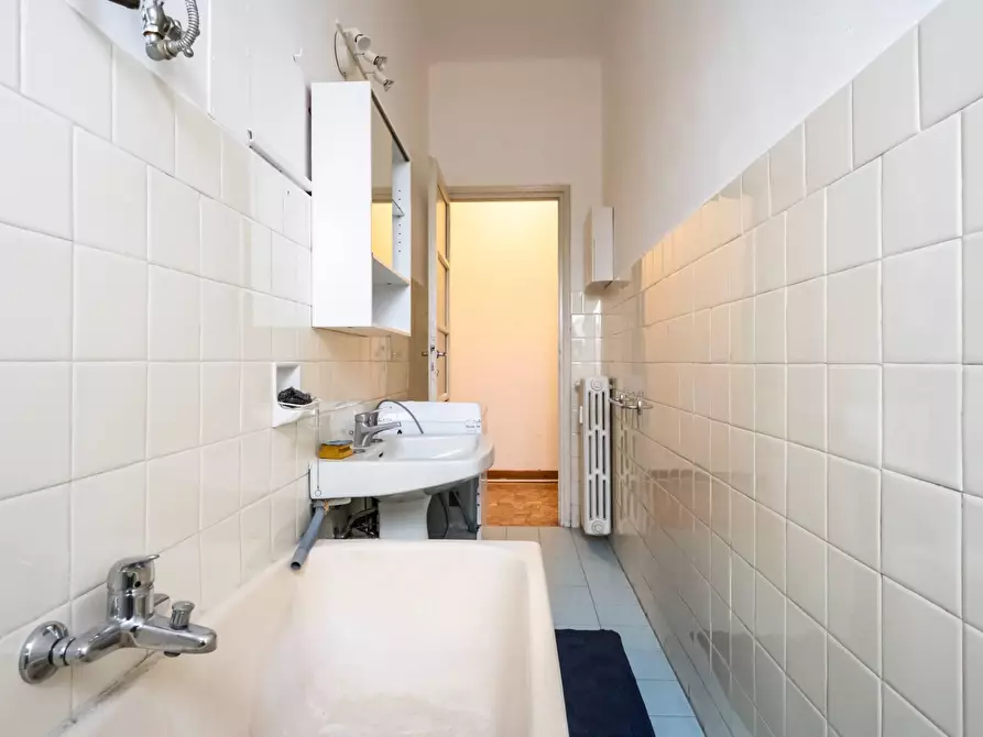 Immagine 22 di Appartamento in vendita  in via Piave a Varese