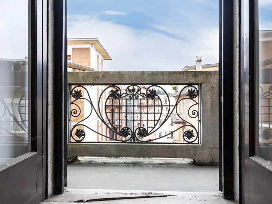 Immagine 23 di Appartamento in vendita  in via Piave a Varese