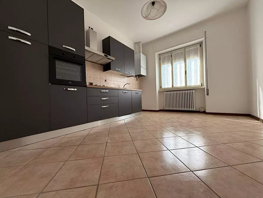 Immagine 1 di Appartamento in affitto  in Via Cornelio Rovera 38 a Gavirate