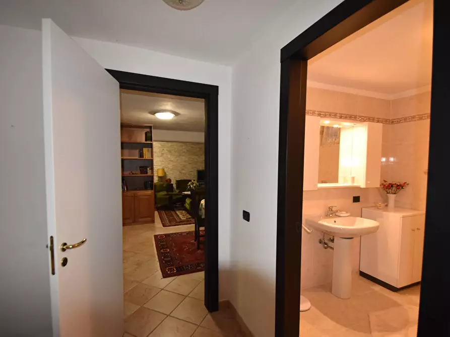 Immagine 21 di Villetta a schiera in vendita  in Via Sicilia a Verbania