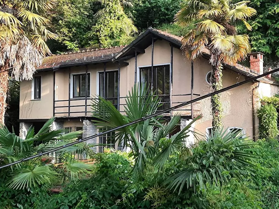 Immagine 13 di Villa in vendita  in Via Manzi 42 a Oggebbio