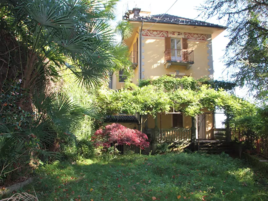 Immagine 11 di Villa in vendita  in Via Manzi 42 a Oggebbio