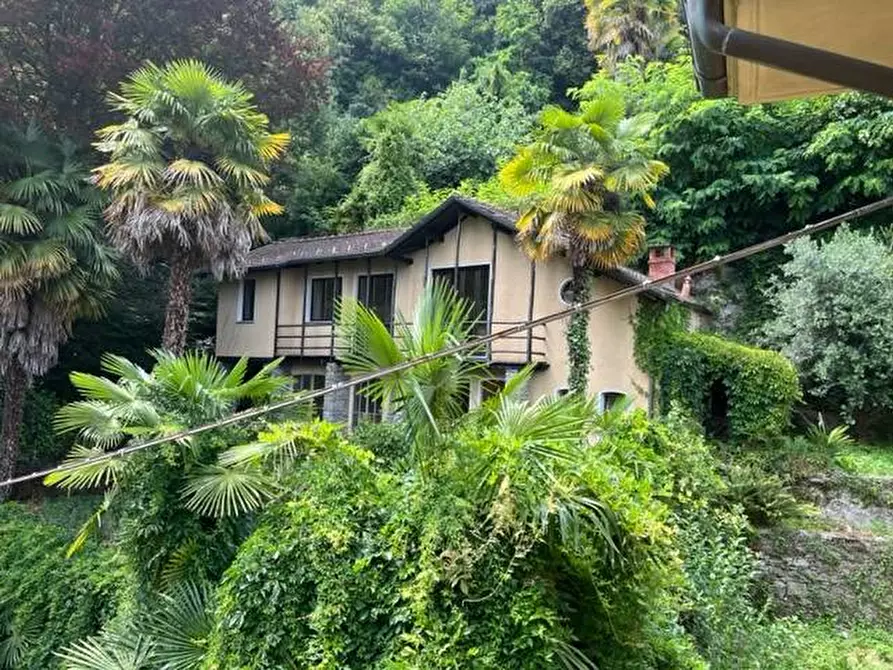 Immagine 33 di Villa in vendita  in Via Manzi 42 a Oggebbio