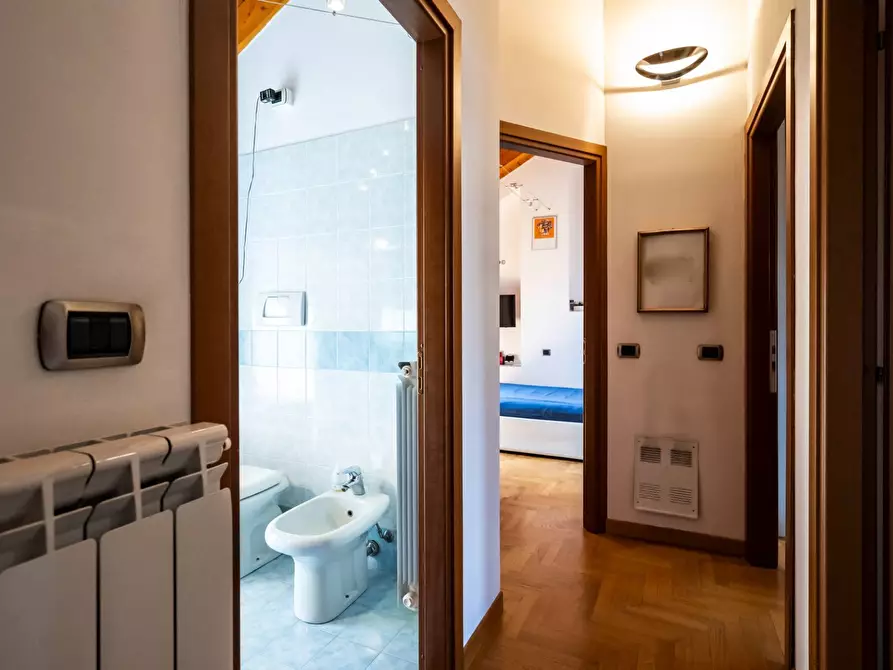 Immagine 15 di Appartamento in vendita  in Via Felice Cavallotti 10 a Gallarate