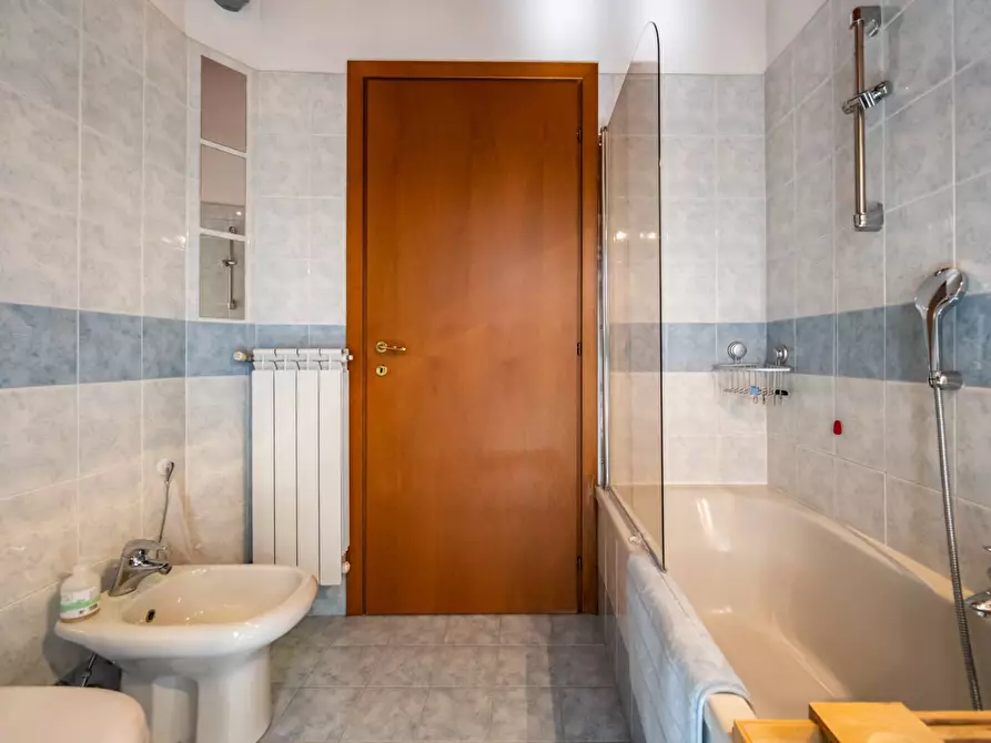 Immagine 17 di Appartamento in vendita  in Via Felice Cavallotti 10 a Gallarate