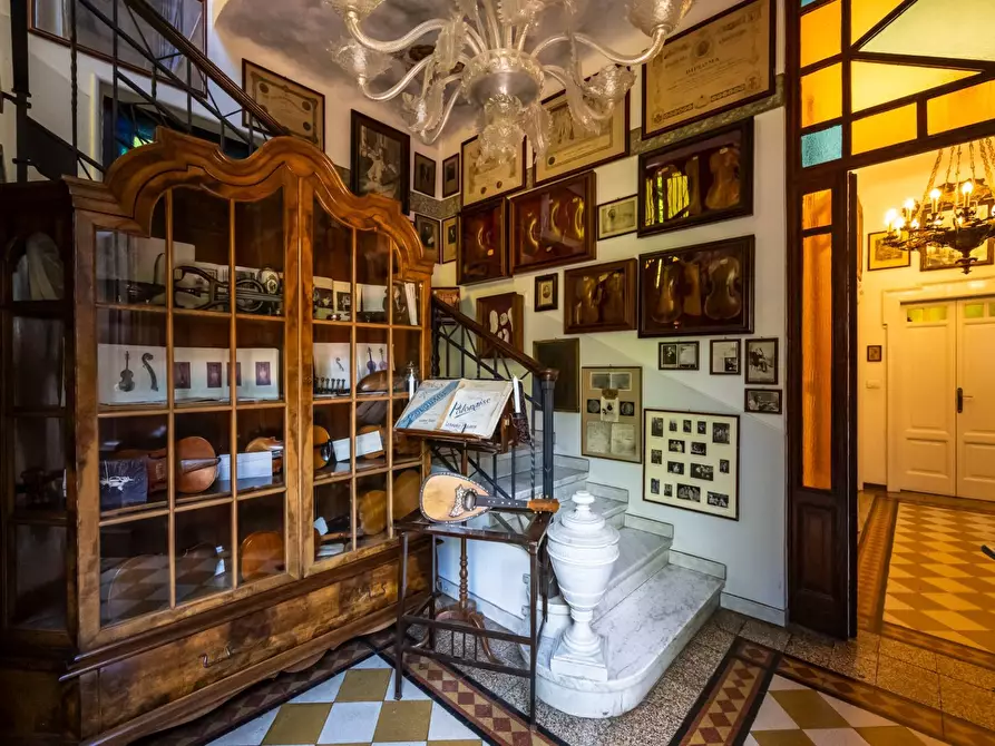 Immagine 18 di Villa in vendita  in Via Giacomo Puccini 4 a Carnago