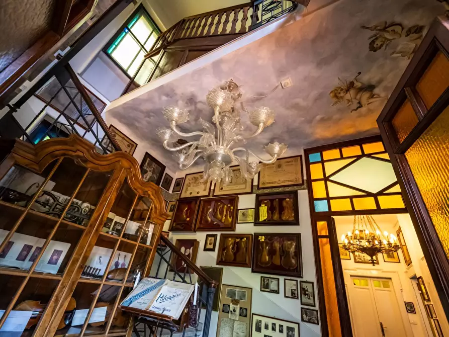 Immagine 19 di Villa in vendita  in Via Giacomo Puccini 4 a Carnago