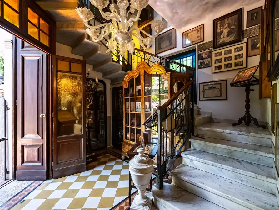 Immagine 21 di Villa in vendita  in Via Giacomo Puccini 4 a Carnago