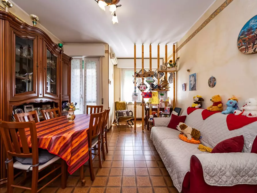 Immagine 6 di Appartamento in vendita  in Via Antonio Canova 15 a Varese