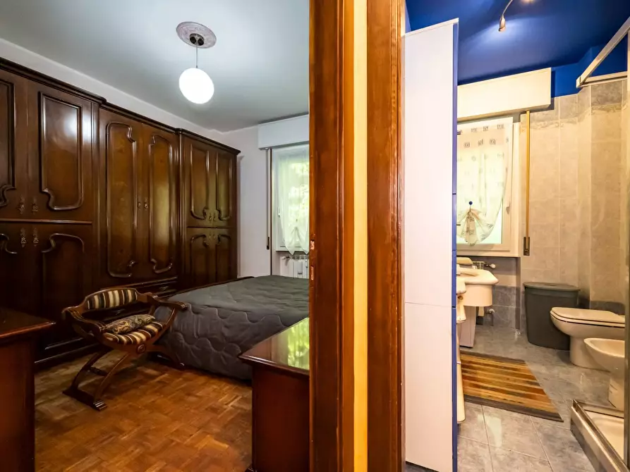 Immagine 20 di Appartamento in vendita  in Via Antonio Canova 15 a Varese