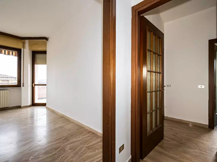 Immagine 4 di Appartamento in vendita  in viale ticino 54 a Gavirate