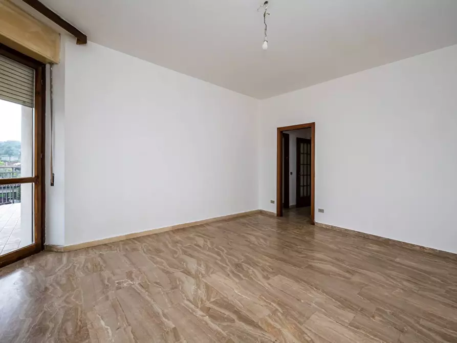 Immagine 35 di Appartamento in vendita  in viale ticino 54 a Gavirate