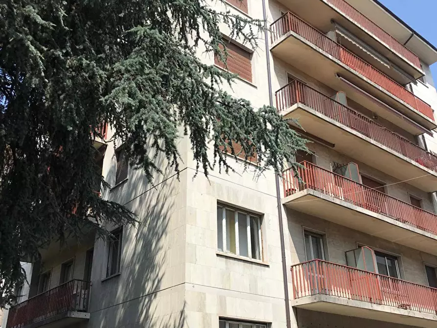 Immagine 57 di Attico in vendita  in Via Battisti a Varese