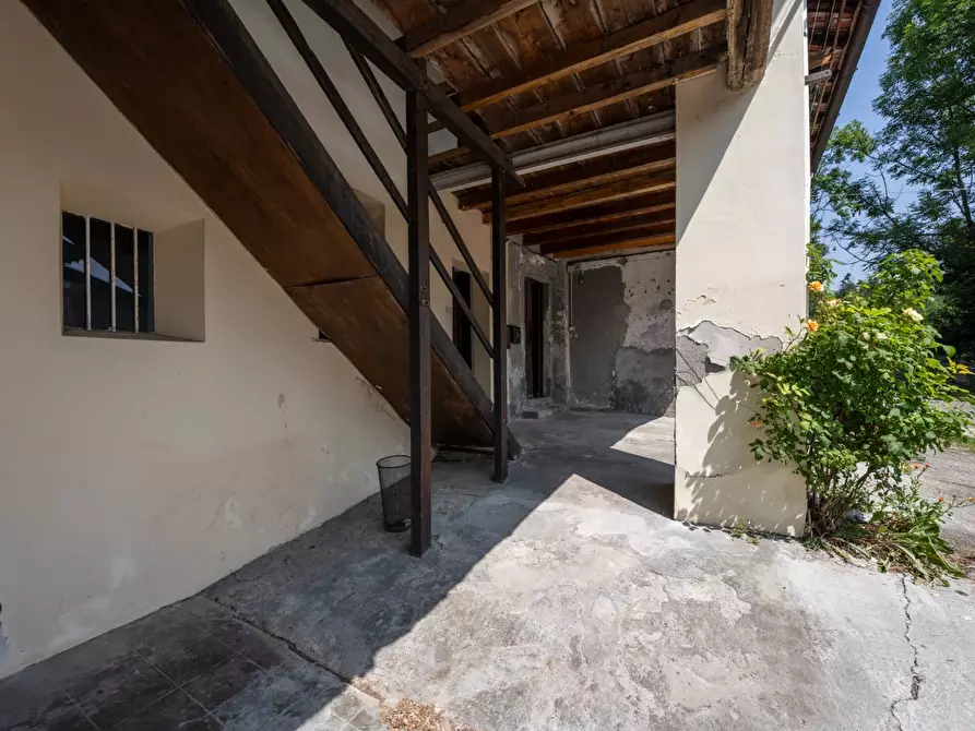 Immagine 10 di Rustico / casale in vendita  in via Toti a Varese
