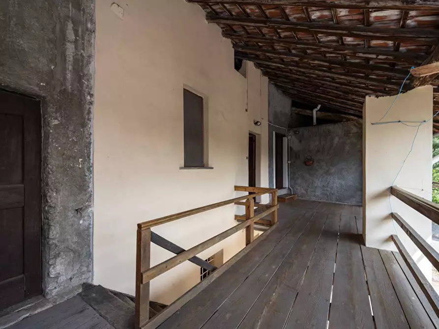 Immagine 12 di Rustico / casale in vendita  in via Toti a Varese