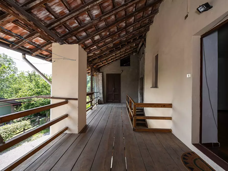 Immagine 13 di Rustico / casale in vendita  in via Toti a Varese