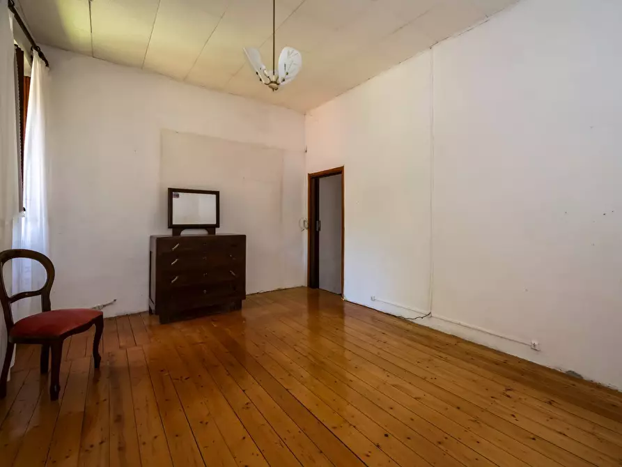 Immagine 14 di Rustico / casale in vendita  in via Toti a Varese