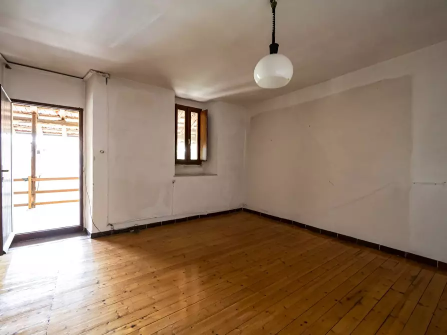 Immagine 17 di Rustico / casale in vendita  in via Toti a Varese