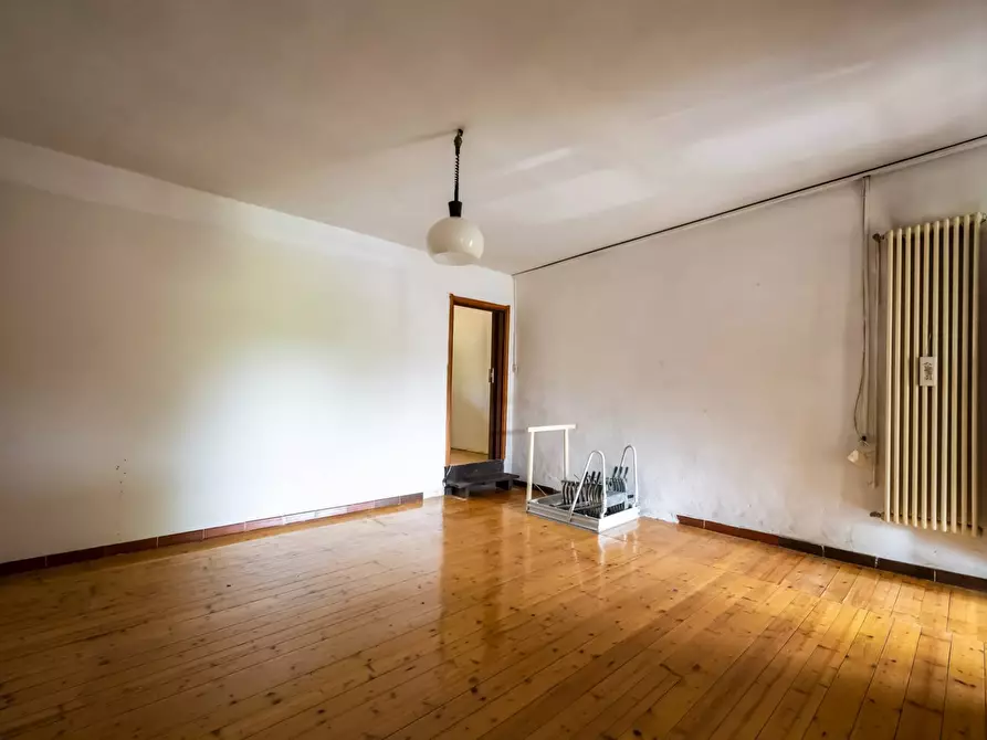 Immagine 19 di Rustico / casale in vendita  in via Toti a Varese